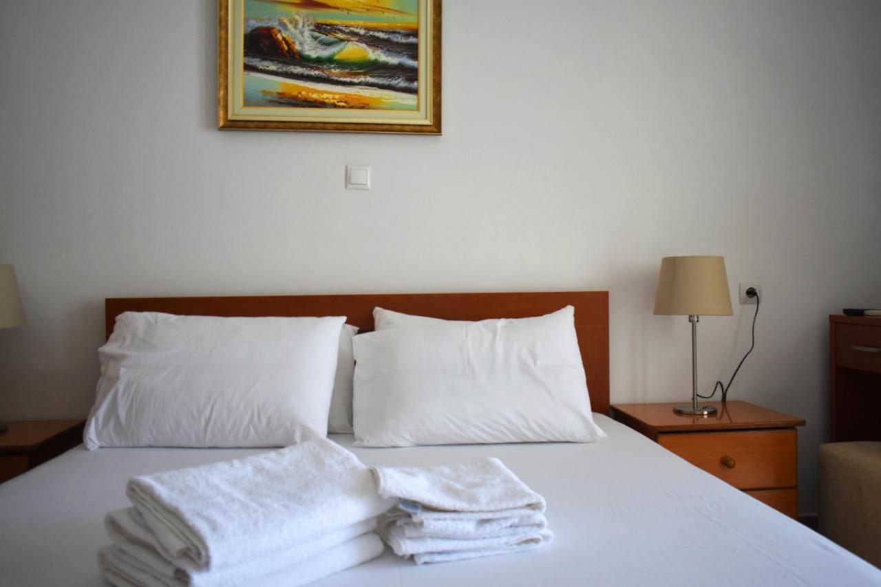 Ionio Rooms II Himara Kültér fotó