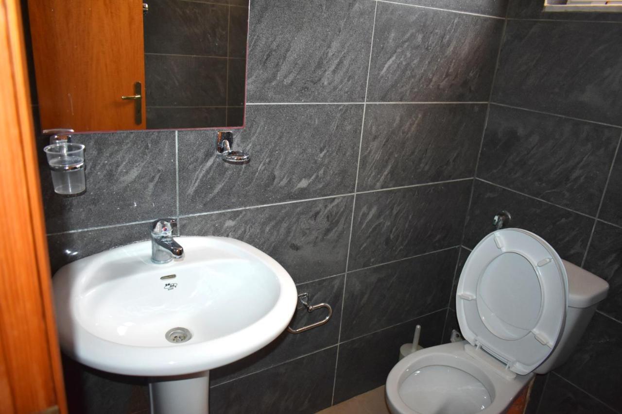Ionio Rooms II Himara Kültér fotó