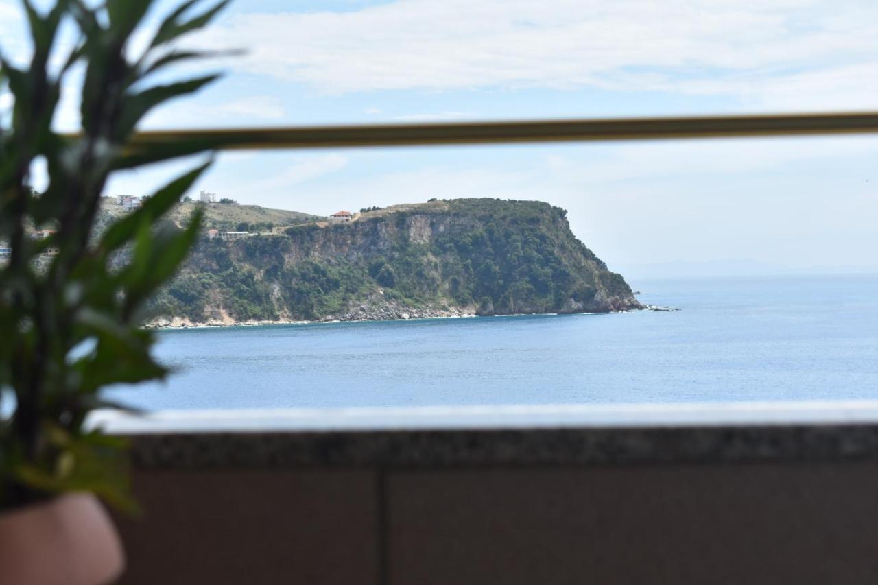 Ionio Rooms II Himara Kültér fotó